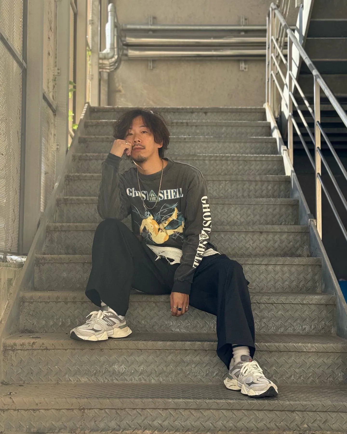 SAINT Mxxxxxx × GHOST IN THE SHELL Ghost in the Shell GS_LS TEE/GITS/BLK Big IP Ghost in the Shell co-branded model Sleeping Motoko Kusanagi Retro distressed long sleeves Washed black S-XL Ready-to-wear Assute dyeing Full-body spray fade/replacement fade Correct accessories Joint LOGO wash mark/main mark/cherub mark Super complex printing replica The drawing/pattern making cycle is very long and the hand graffiti is dirty.